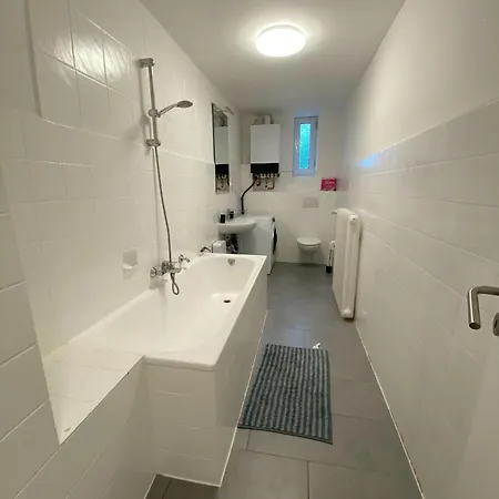 Easystay24 - Moderne In *